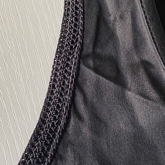 Lafayette 148 Silk Tank Top with Crochet Black Size 8 - Picture 8 of 10